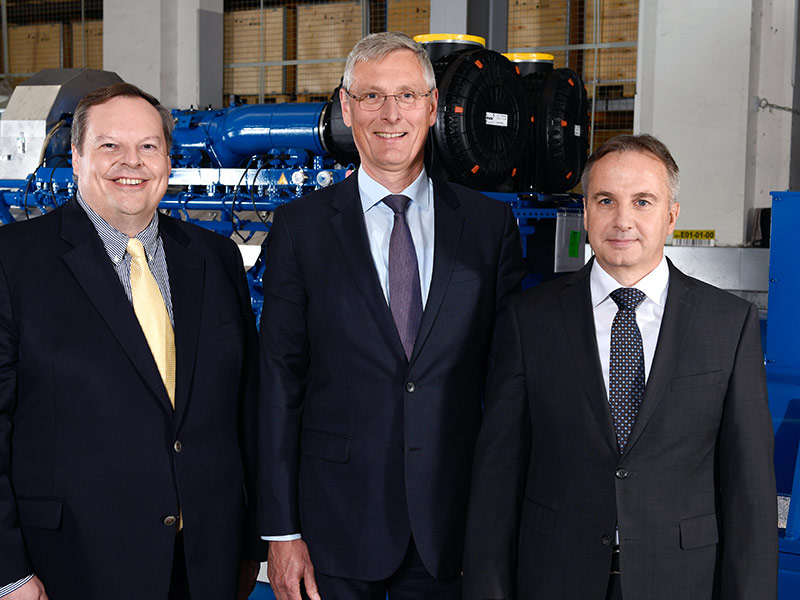 Новая команда руководителей компании Caterpillar Energy Solutions GmbH